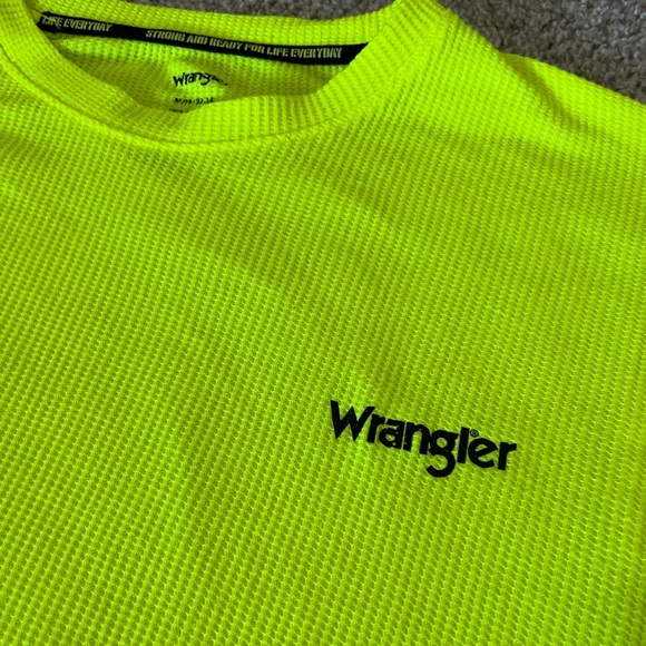 Men’s Wrangler Lime Green Thermal - Picture 5 of 6